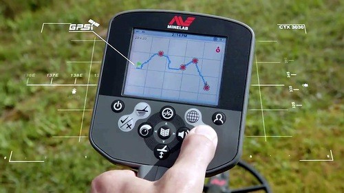 https://www.bodensuche.de/images/minelab-ctx-3030-gps6_anzeige.jpg